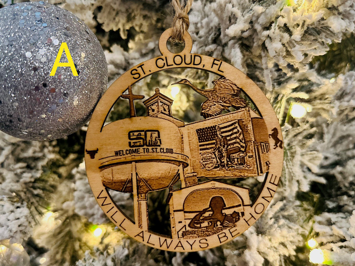 St. Cloud, FL Christmas ornament featuring St. Cloud water tower and soldiers monument. 